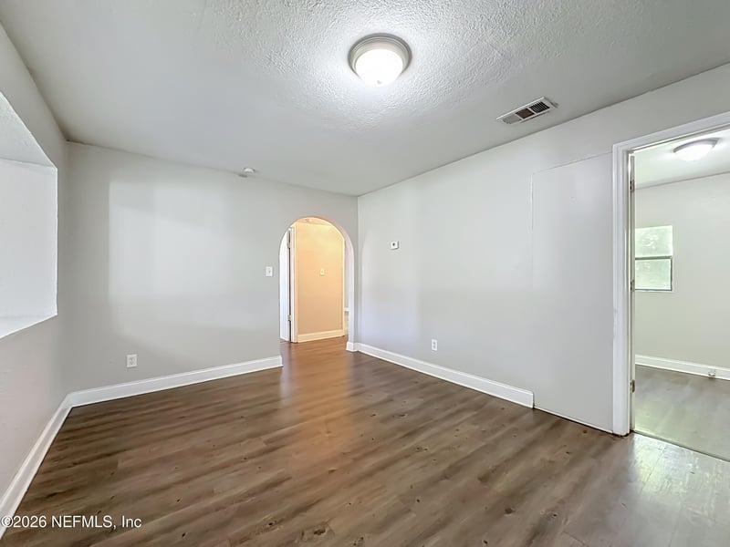 3811 Spring Park Rd, Jacksonville, FL 32207