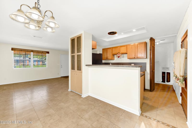 3818 Harbor View Dr, Jacksonville, FL 32208