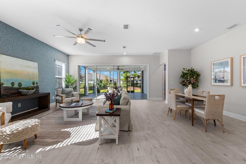 383 Ladyslipper Dr, St Johns, FL 32259
