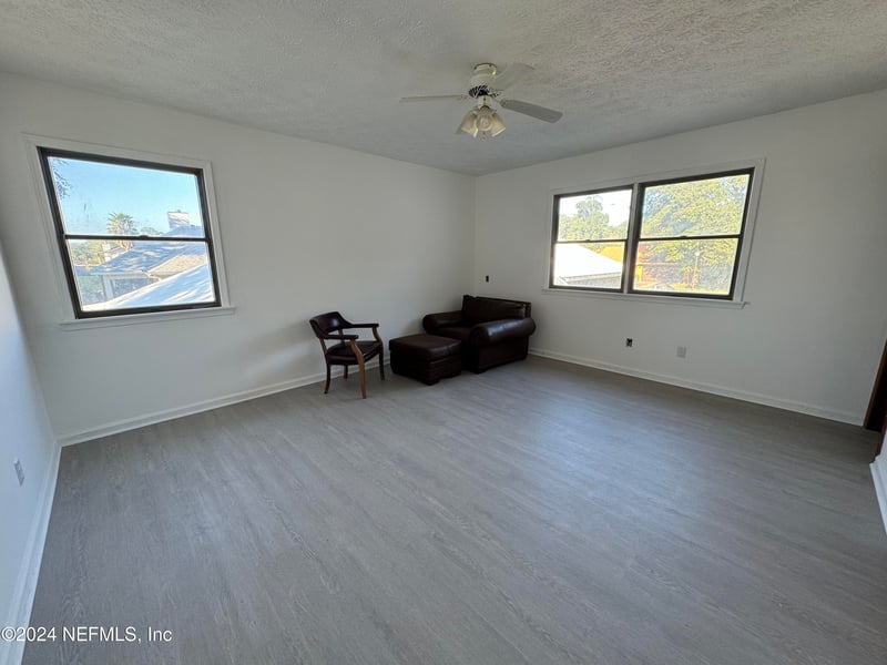 3832 Sandy Shores Dr, Jacksonville, FL 32277