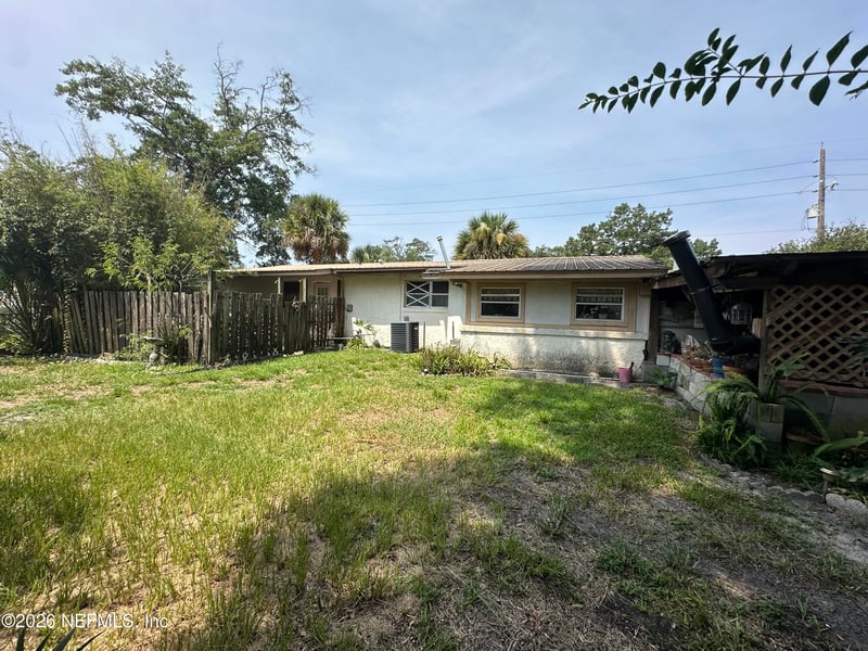 3833 Anvers Blvd, Jacksonville, FL 32210