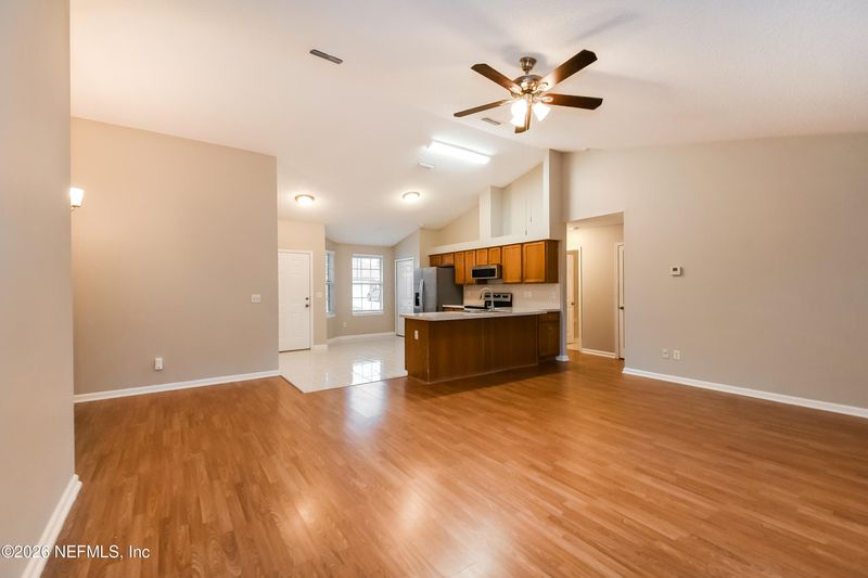 3835 Star Leaf Rd, Jacksonville, FL 32210