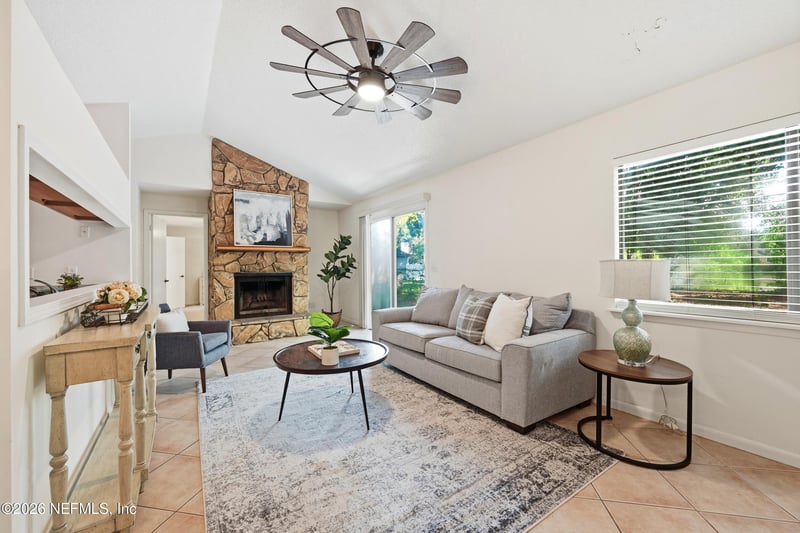 3839 Arrow Lakes Dr S, Jacksonville, FL 32257
