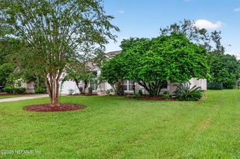 384 Maplewood Dr, St Johns, FL 32259