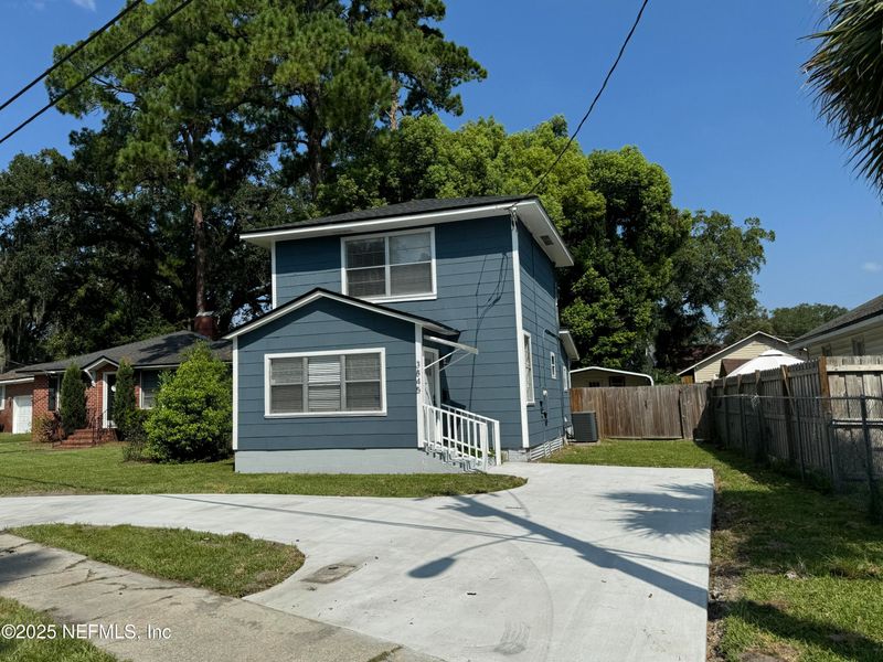 3845 Park St, Jacksonville, FL 32205
