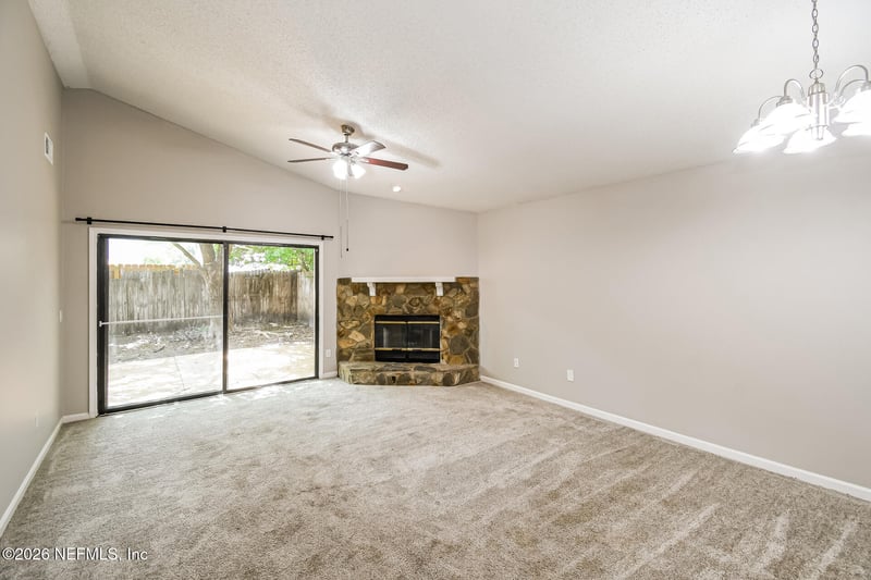 3846 Union Pacific Dr E, Jacksonville, FL 32246
