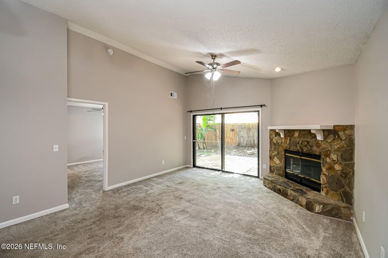 3846 Union Pacific Dr E, Jacksonville, FL 32246