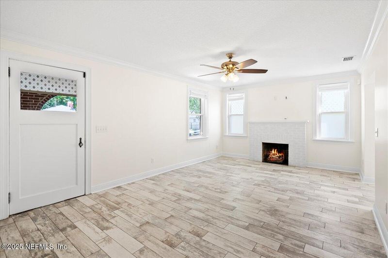 3854 Park St, Jacksonville, FL 32205