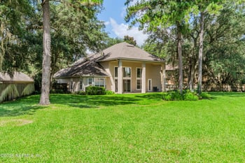 3857 Cardinal Oaks Cir, Orange Park, FL 32065