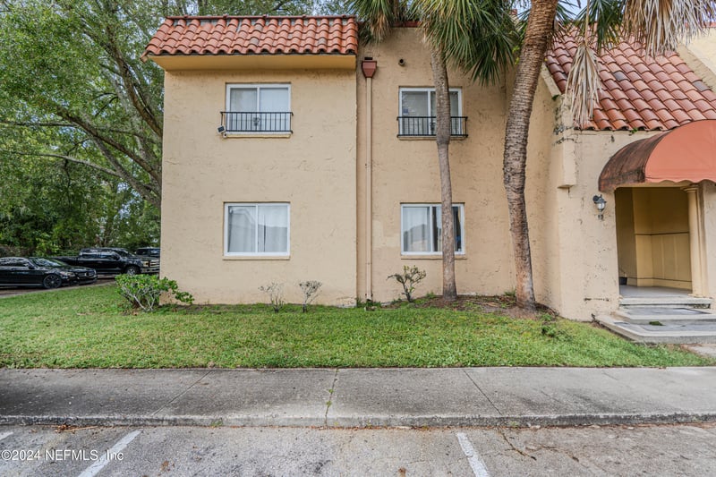 3857 Mission Dr #1, Jacksonville, FL 32217