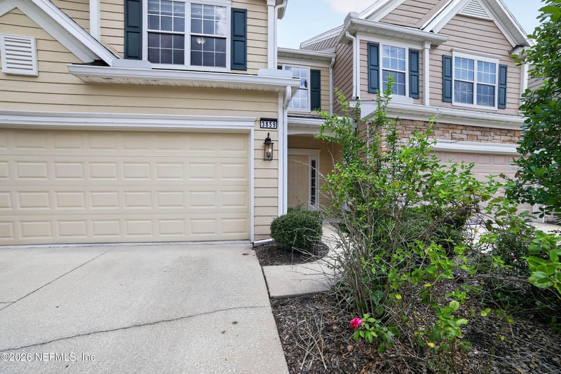 3859 Lionheart Dr, Jacksonville, FL 32216