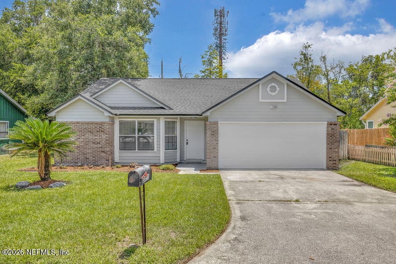 3861 Winter Berry Rd E, Jacksonville, FL 32210
