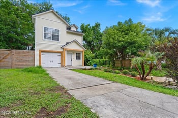 3862 Orlando Cir W, Jacksonville, FL 32207