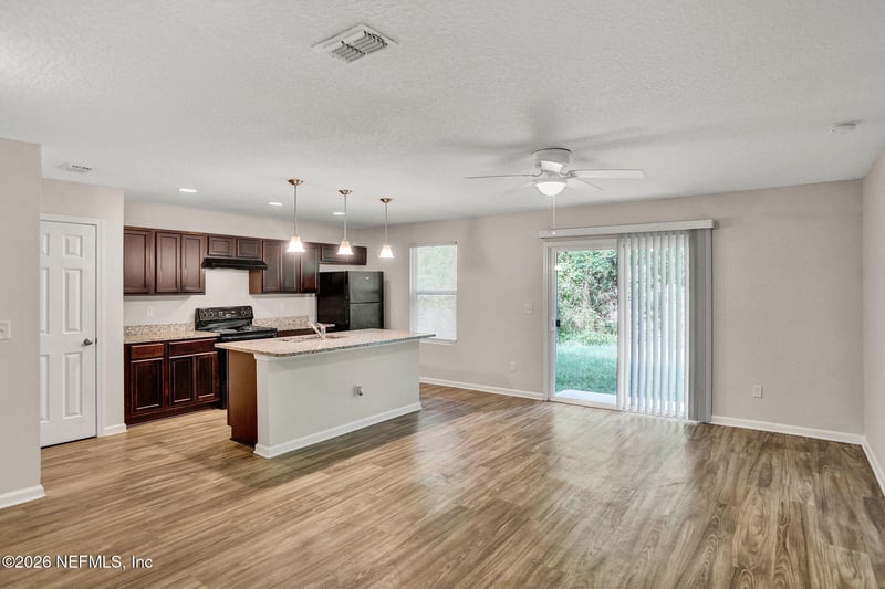 3888 Bolt Ave, Jacksonville, FL 32207