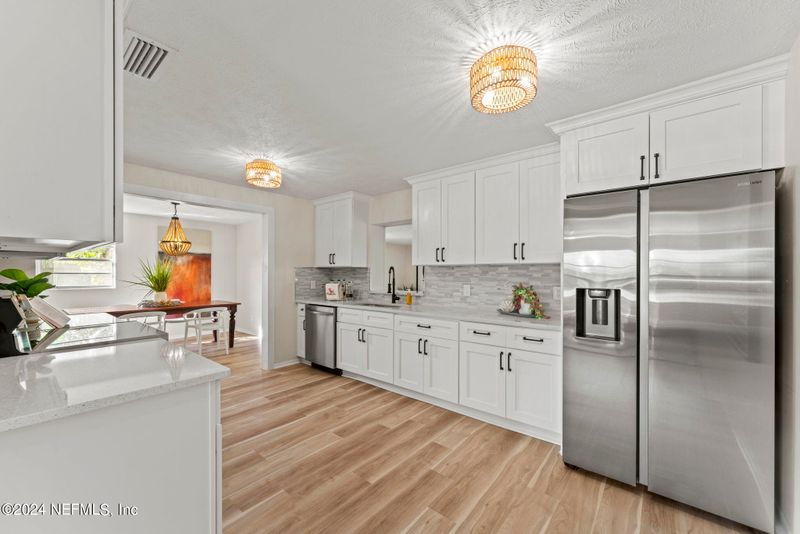389 Corona Dr, Orange Park, FL 32073