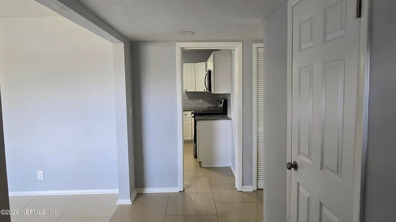 3914 Barmer Dr, Jacksonville, FL 32210