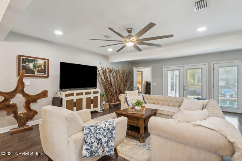 3916 Dupont Cir, Jacksonville, FL 32205