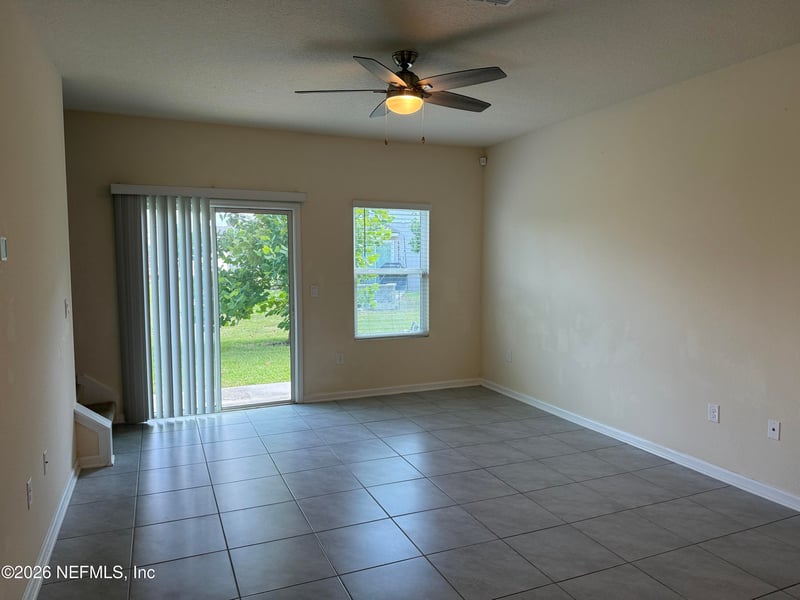 392 Coastline Way, St Johns, FL 32092