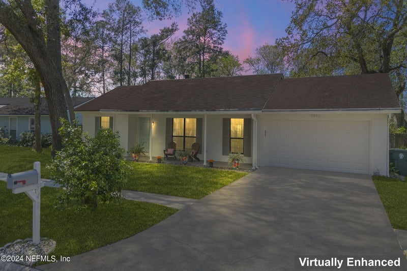 3940 Petite Dr W, Jacksonville, FL 32250