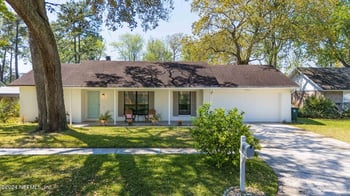 3940 Petite Dr W, Jacksonville, FL 32250