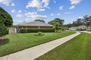 3941 Danforth Dr W, Jacksonville, FL 32224