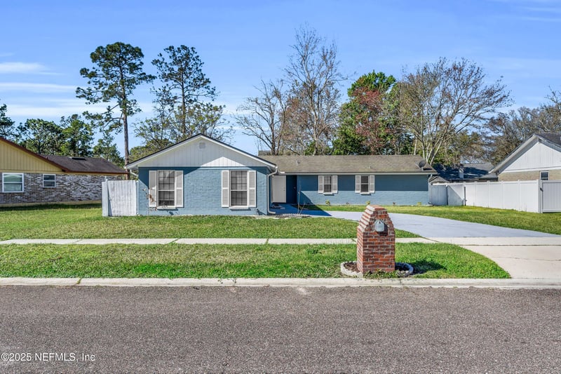 3950 Star Tree Rd, Jacksonville, FL 32210