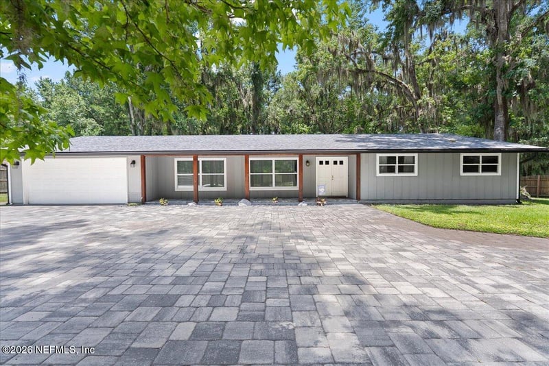 3959 Doctors Lake Dr, Orange Park, FL 32065
