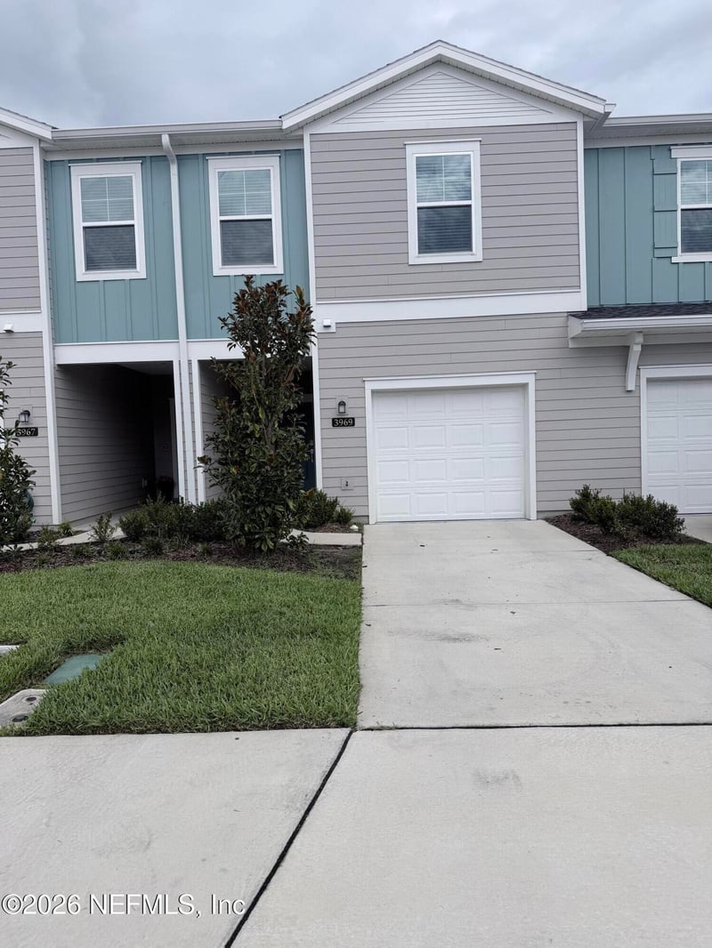 3969 Mezzanine Ln, Jacksonville, FL 32217