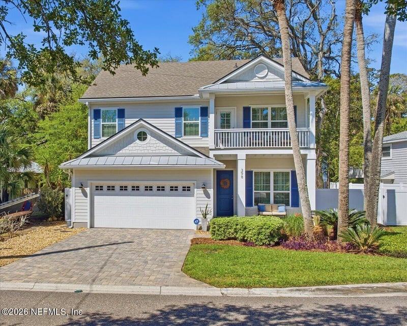 398 Sherry Dr, Atlantic Beach, FL 32233
