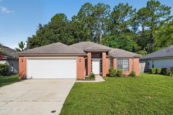 398 Willow Green Dr, Orange Park, FL 32073