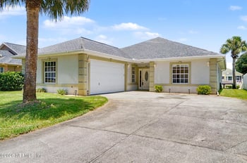 40 Columbia Ln, Palm Coast, FL 32137