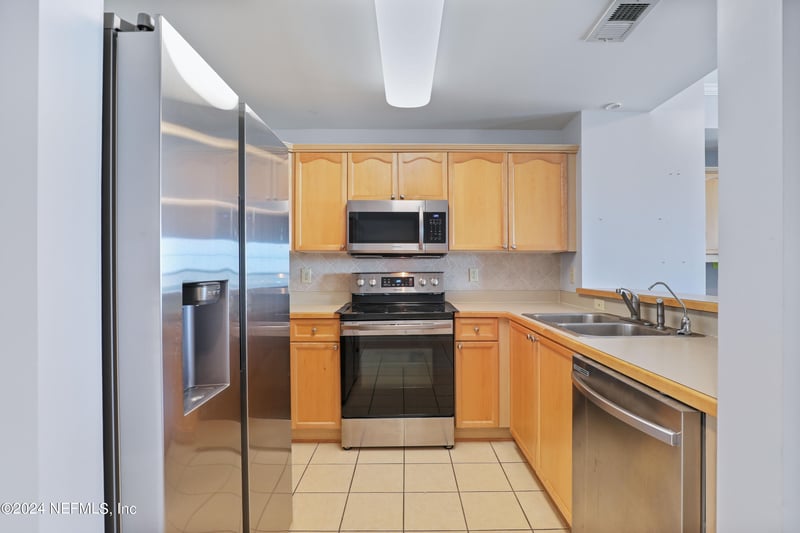 400 E Bay St #903, Jacksonville, FL 32202