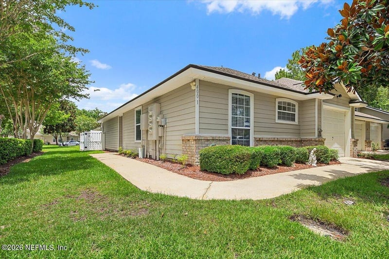 400 N Steel Bridge Rd #1, St Johns, FL 32259