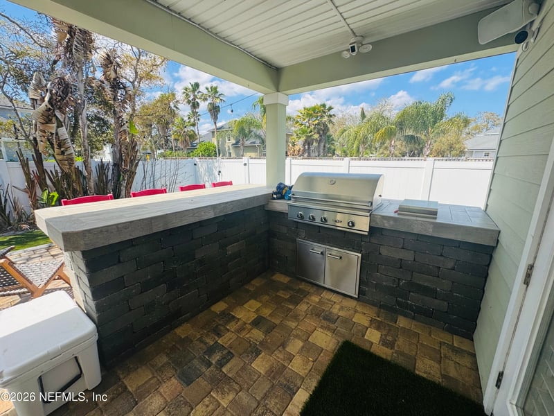 4000 Seaside Dr, Jacksonville Beach, FL 32250