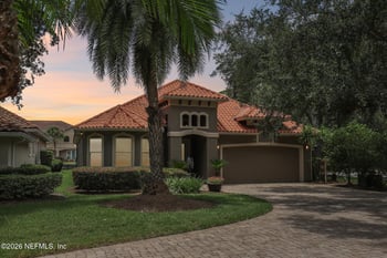 4002 La Vista Cir, Jacksonville, FL 32217