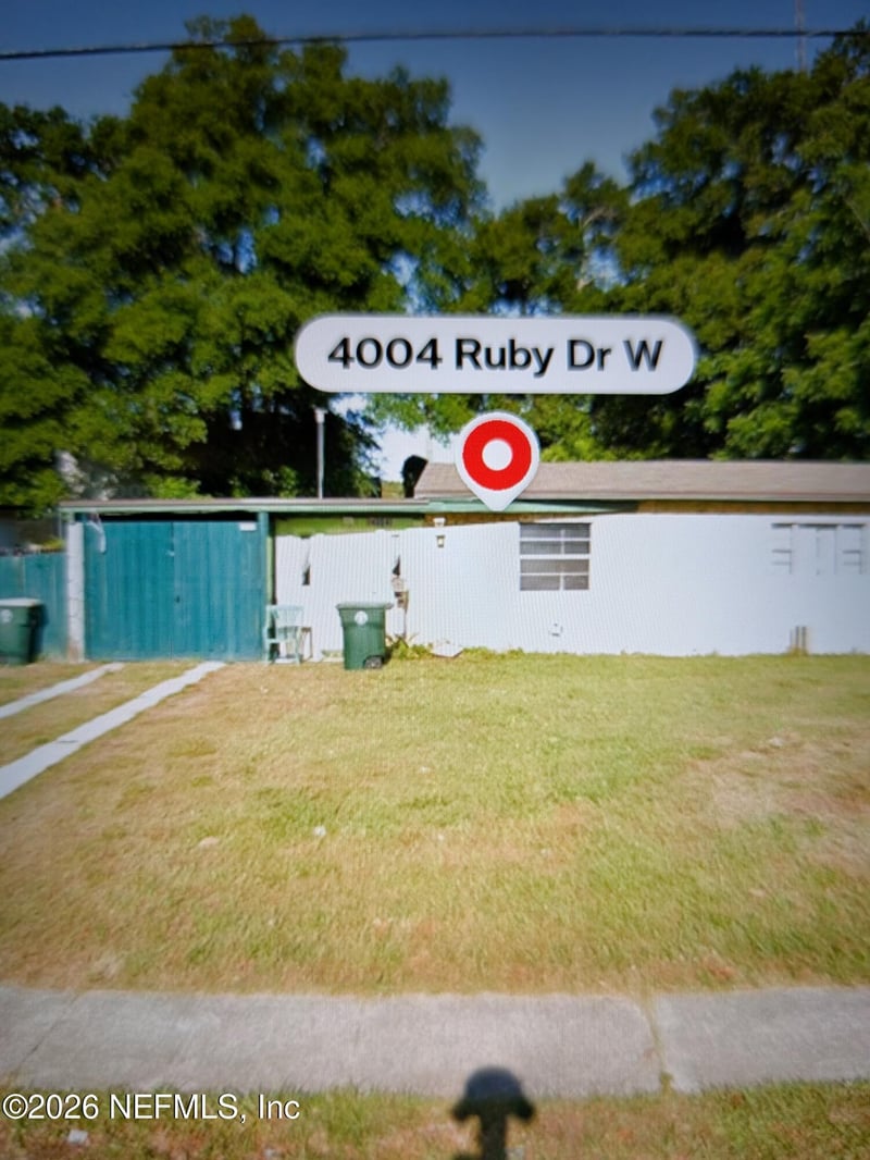 4004 Ruby Dr W, Jacksonville, FL 32246