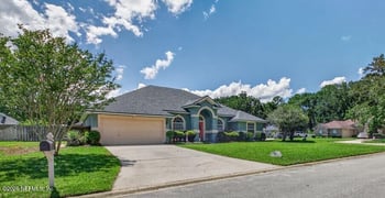 401 Twin Oaks Ln, St Johns, FL 32259