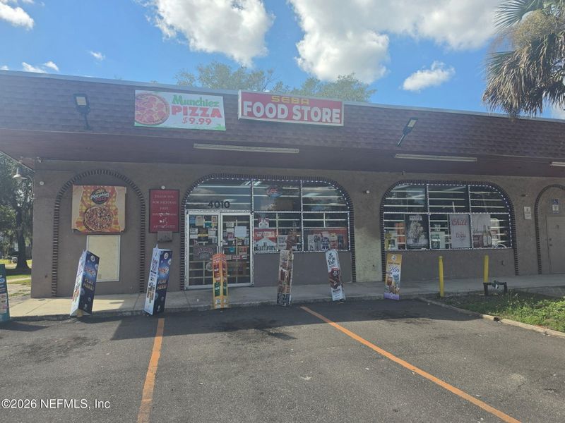 4010 Confederate Point Rd, Jacksonville, FL 32210