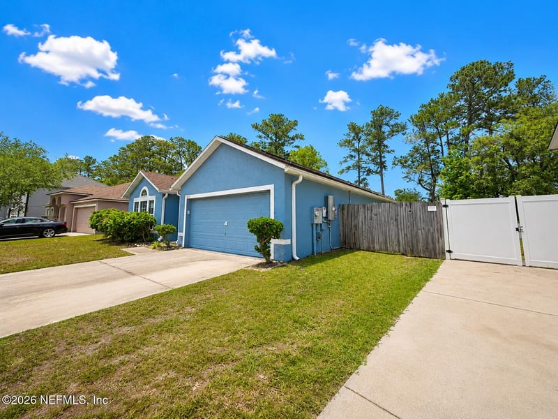 4017 Clearbrook Cove Rd, Jacksonville, FL 32218