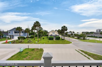 402 11th Ave S, Jacksonville Beach, FL 32250