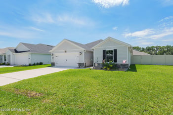 402 Red Dahlia Ln, Jacksonville, FL 32218