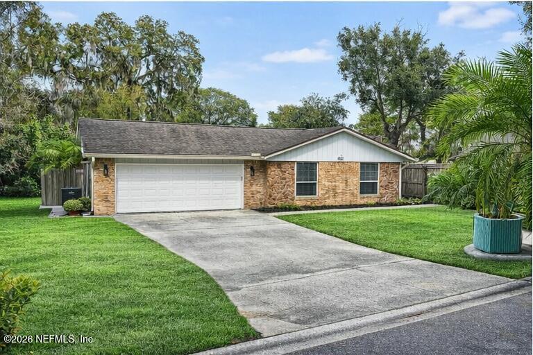 4021 Field Brook Ln, Jacksonville, FL 32223