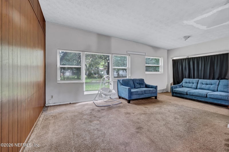 4022 Tyndale Dr, Jacksonville, FL 32210
