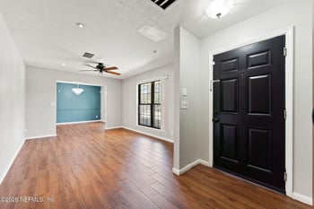 4023 Grissom Dr, Jacksonville, FL 32277