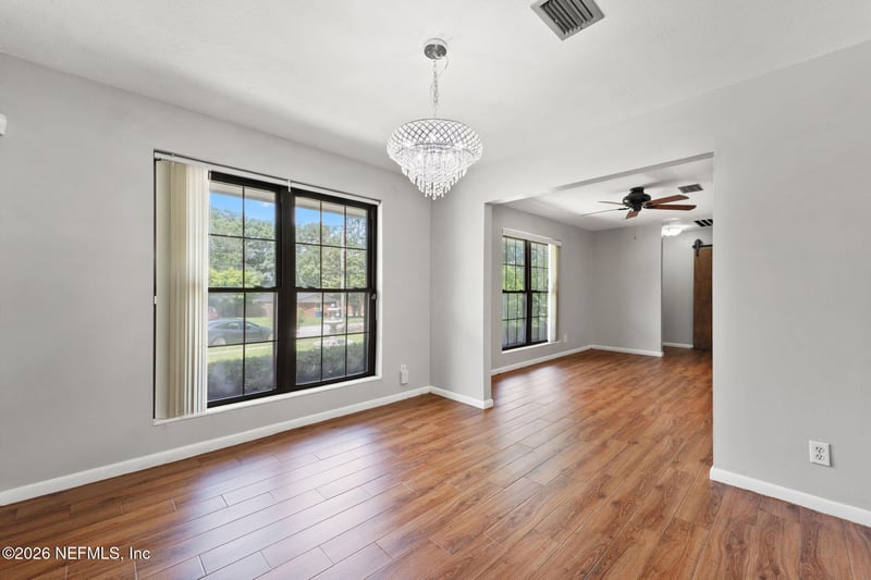 4023 Grissom Dr, Jacksonville, FL 32277