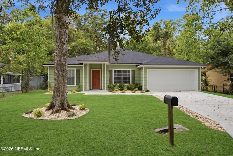 4030 Hunter Cir, Jacksonville, FL 32207