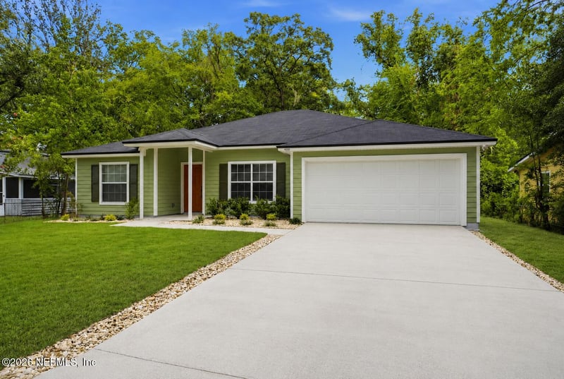4030 Hunter Cir, Jacksonville, FL 32207