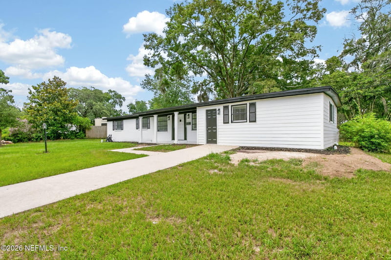 4036 Meek Dr, Jacksonville, FL 32277
