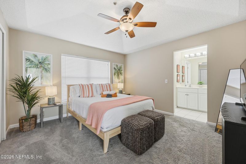 404 9th Ave N, Jacksonville Beach, FL 32250