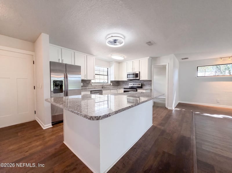 4040 Sierra Madre Dr S, Jacksonville, FL 32217